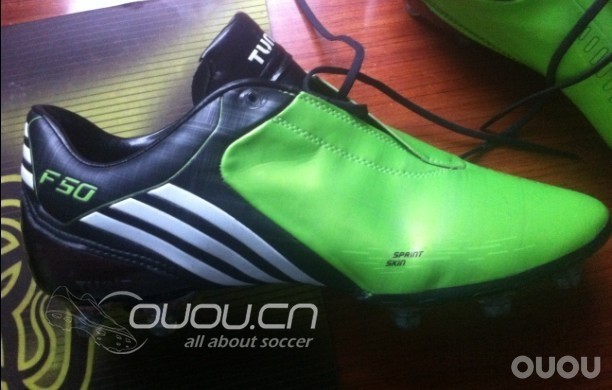菜鸟新入一双F50,不知道什么版本,也不知道真假,求大神们鉴定
