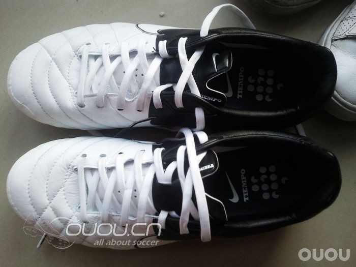 在超市里看到有传说中的魔力擦,果断买来试试