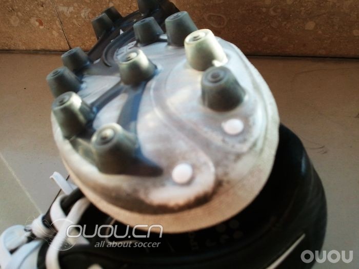 在超市里看到有传说中的魔力擦,果断买来试试