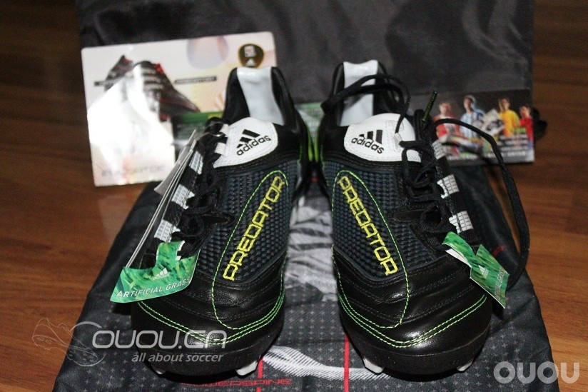 Adidas Predator X TRX AG黑白绿配色刚入手,拿出来晒晒