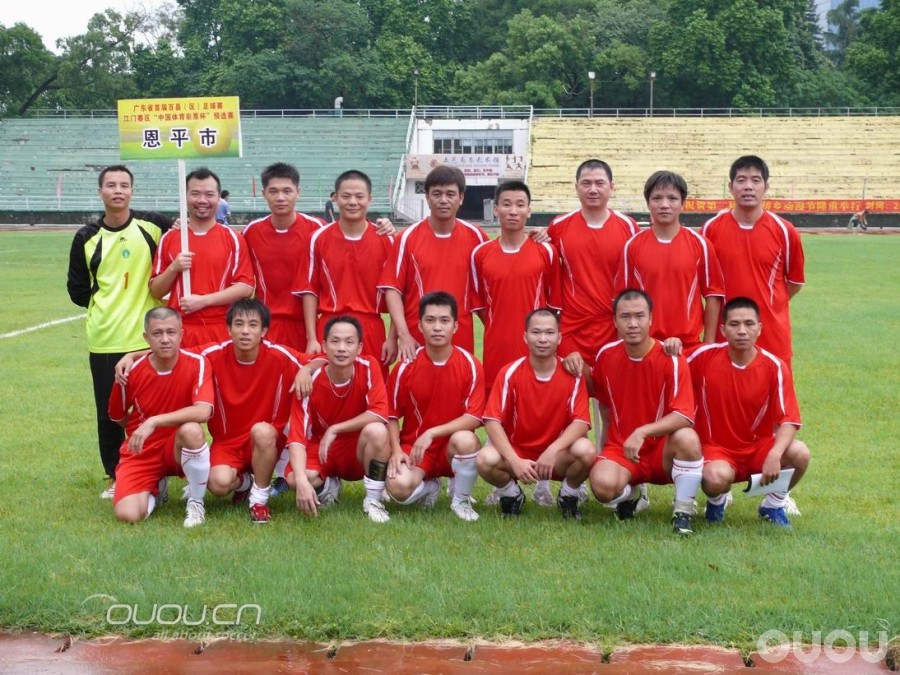 母校恩情难忘,足球启蒙地试水strike4-HG