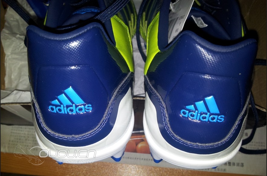 大二学生   第一双专业球鞋——猎鹰11  次顶级