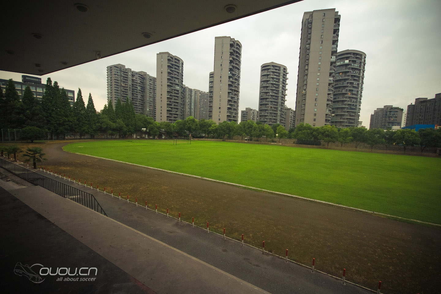 真草球场怎么划线,铝制球门哪搞