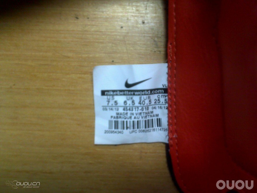 TB新入手的中端传奇4AG,本菜鸟烦劳众老手帮忙鉴定,拜谢!