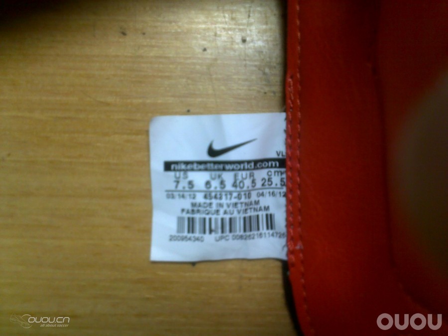 TB新入手的中端传奇4AG,本菜鸟烦劳众老手帮忙鉴定,拜谢!