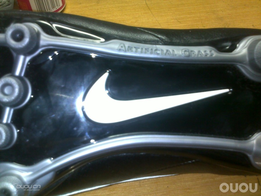 TB新入手的中端传奇4AG,本菜鸟烦劳众老手帮忙鉴定,拜谢!