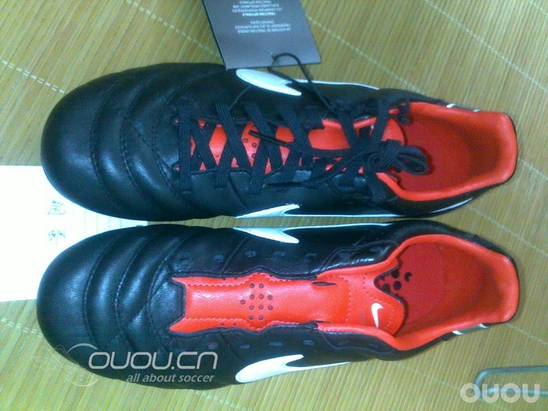 TB新入手的中端传奇4AG,本菜鸟烦劳众老手帮忙鉴定,拜谢!