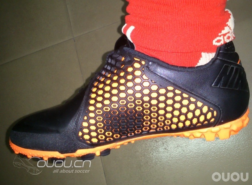 最近入手的-Nike5 Bomba Finale-终于找到的黑橙配色