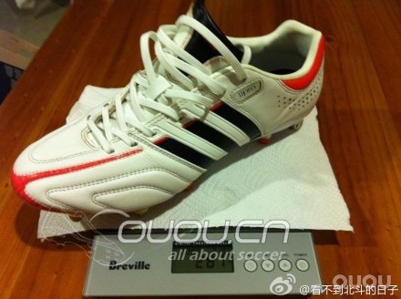 淘白菜意产传奇4一双,带简单上脚感受,外加重量比较