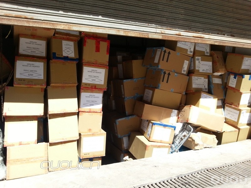 爆仓了!!最新一季NIKE战靴到货 爽歪歪~~~