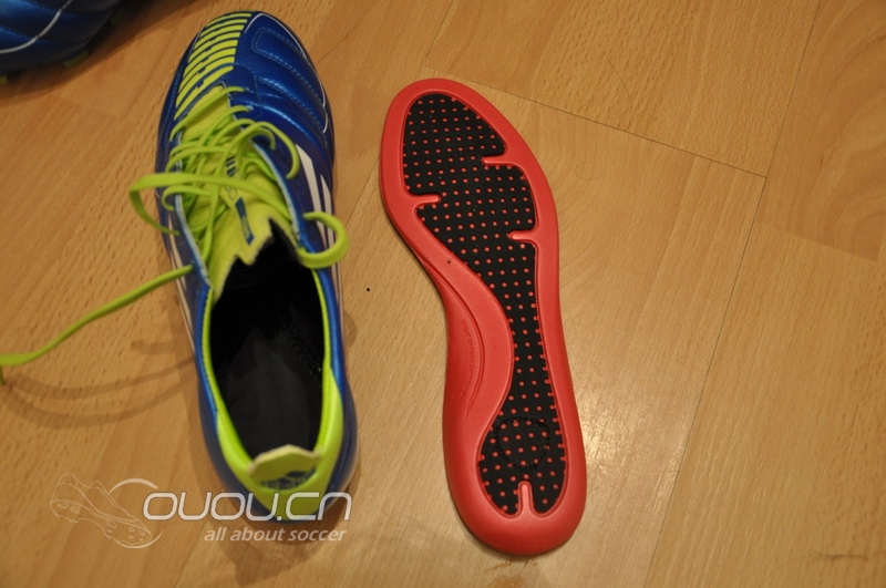 再来 — 骚蓝 F50 adizero TRX FG 皮面 (蓝色皮版首发?), 附简单实战评测~