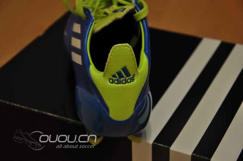 再来 — 骚蓝 F50 adizero TRX FG 皮面 (蓝色皮版首发?), 附简单实战评测~