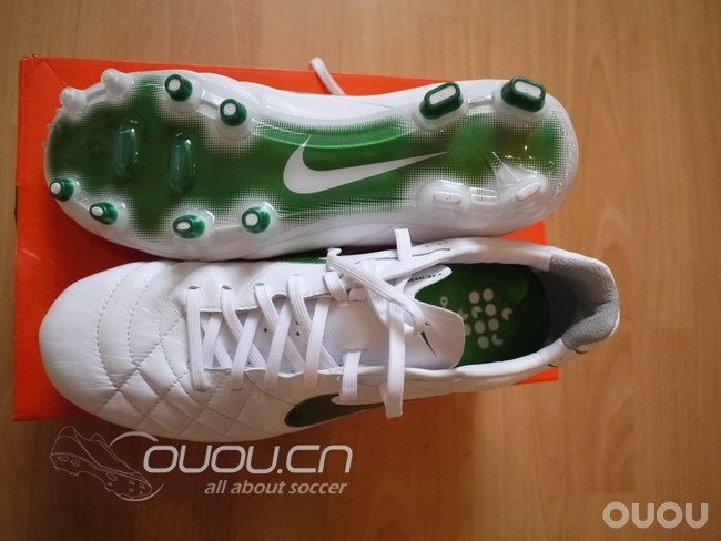 首发白骚绿 — 顶级传奇4 Legend FG…. 附简单评测