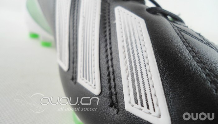 2013款F50发布在即 触球部位三道杠有亮点