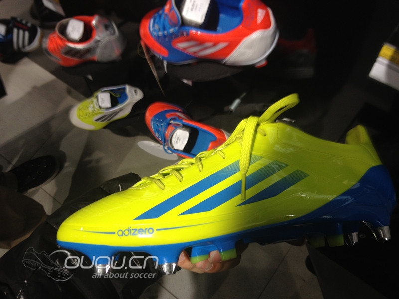 新一代F50 和 猎鹰 法国开卖啦…