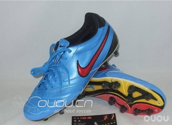 又看上这两双对比下?