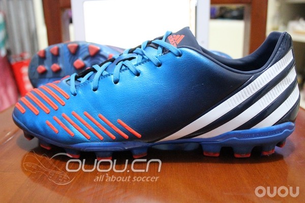 菜鸟也来凑热闹(纯娱乐)聊聊我的Adidas Predator Absolion LZ TRX AG和 Nike Tiempo Flight IV FG多图杀猫