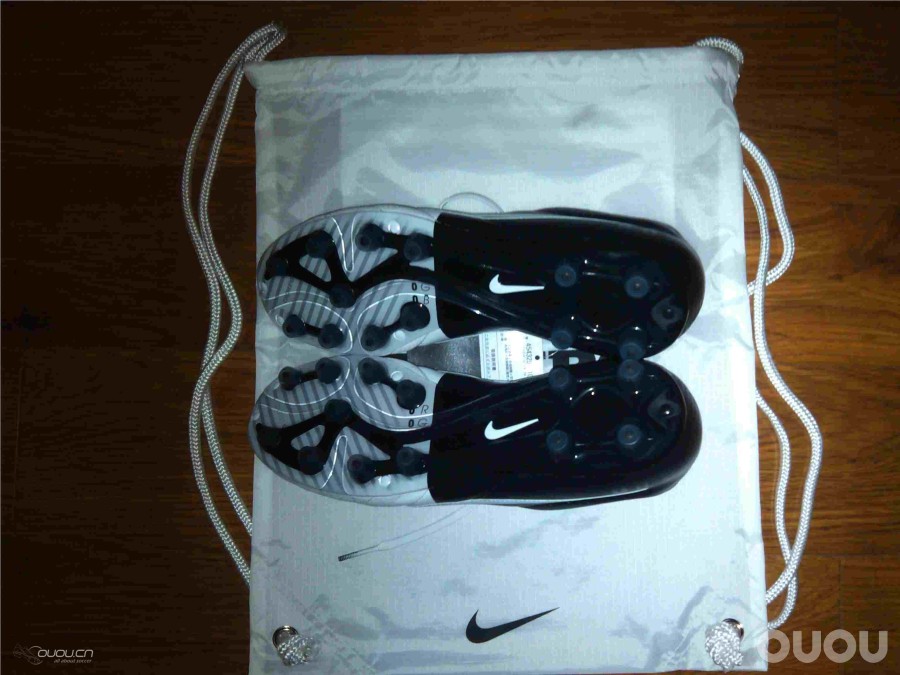 【原创】人生第一双袋鼠皮 乐天购入欧洲杯配色传奇4 HG-E