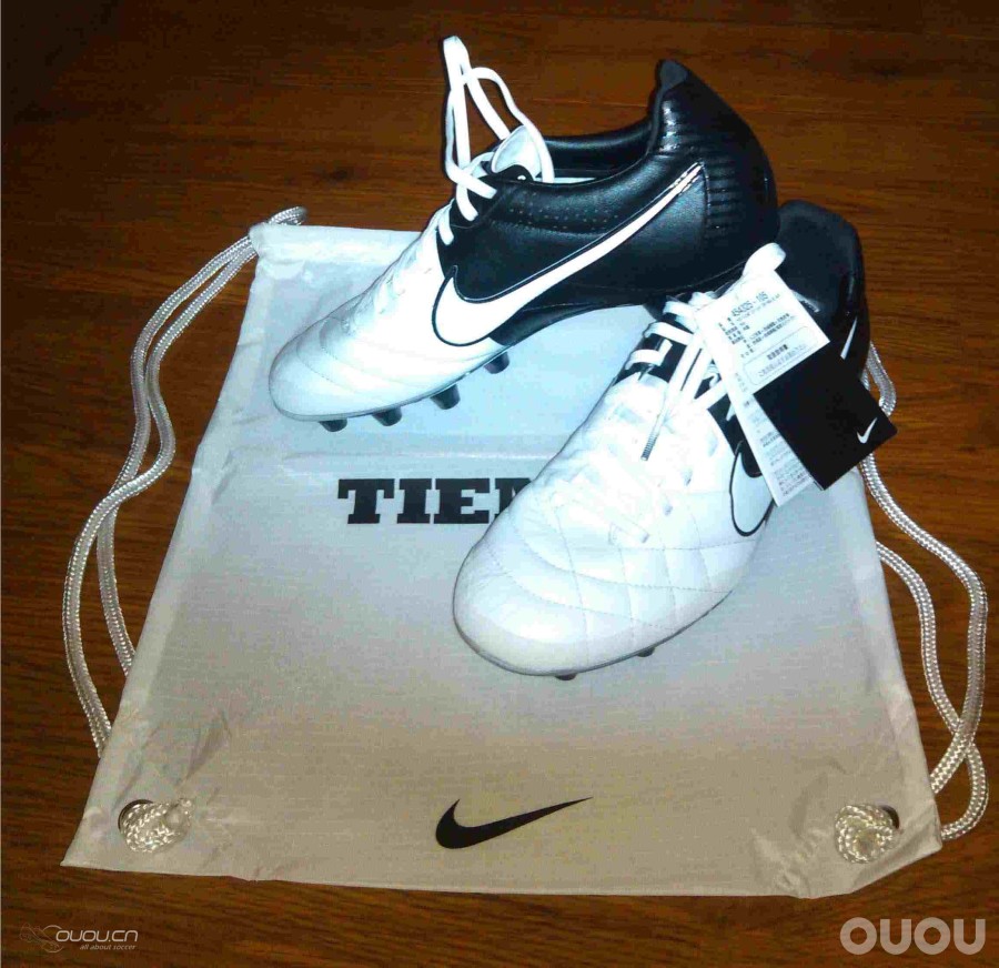 【原创】人生第一双袋鼠皮 乐天购入欧洲杯配色传奇4 HG-E