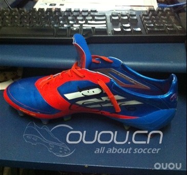 各位大神帮忙看下这鞋子