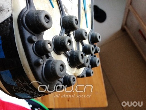 NIKE AG实战3年后的磨损情况