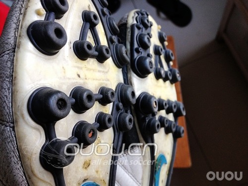 NIKE AG实战3年后的磨损情况