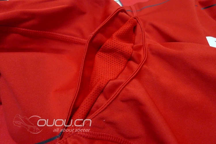 刚刚收到的冬季踢球装备