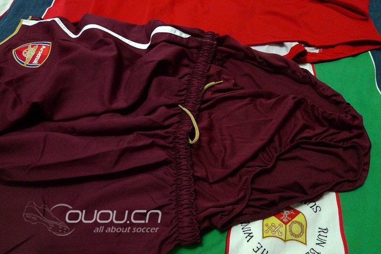 刚刚收到的冬季踢球装备