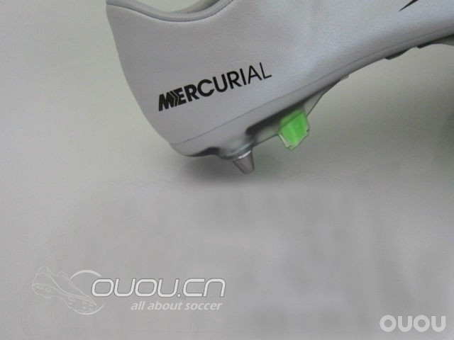 Nike Vapor IX SG Pro….刺客9 将回归碳纤维大底