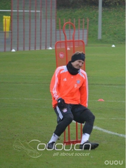 怕冷猪测试阿迪新鞋