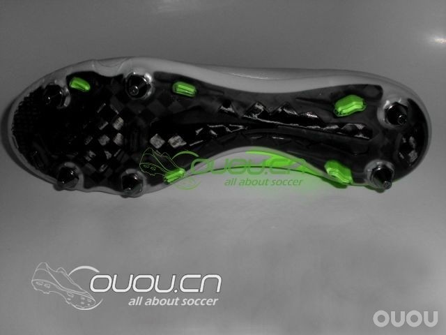 Nike Vapor IX SG Pro….刺客9 将回归碳纤维大底