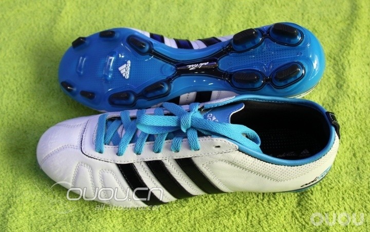 我的舒适款足球鞋们