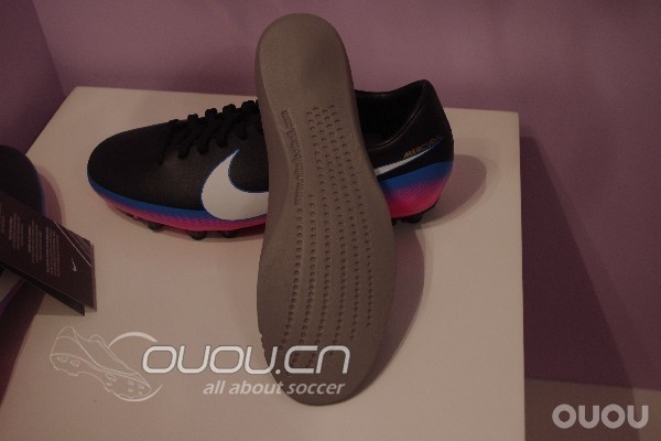 PDS购入 CR7 Glide AG 大家来凑凑热闹(AG大底图片已补上)