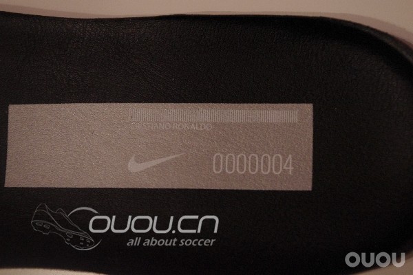 PDS购入 CR7 Glide AG 大家来凑凑热闹(AG大底图片已补上)