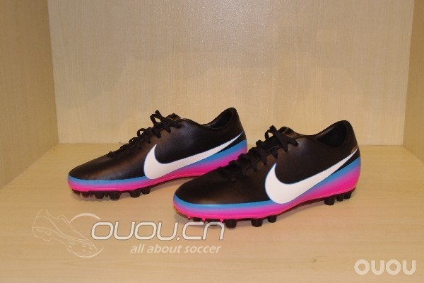 PDS购入 CR7 Glide AG 大家来凑凑热闹(AG大底图片已补上)