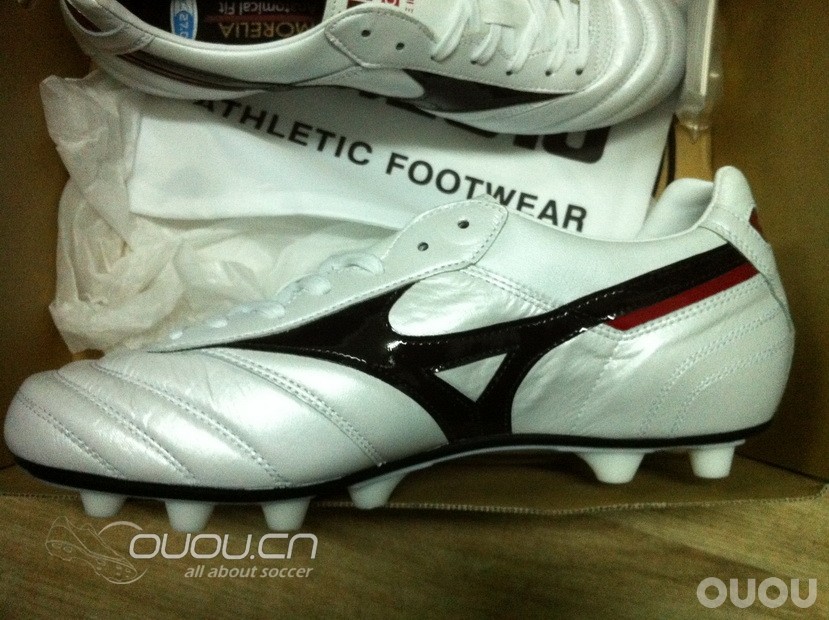 全袋鼠皮morelia 2短舌限量版开箱及实战5人制