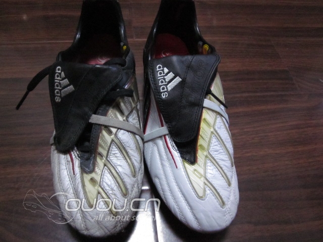 巨白菜鞋到货跟帖,新老两双猎鹰9力量对比