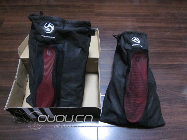 巨白菜鞋到货跟帖,新老两双猎鹰9力量对比