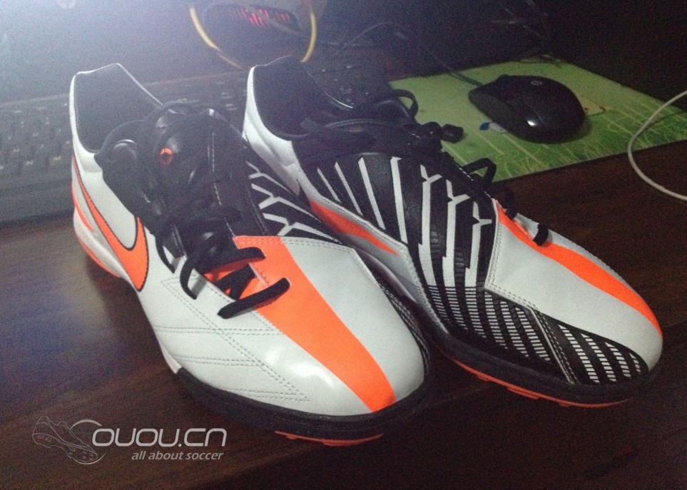 T90 shoot 4 TF 到手!顺带分享球鞋的心路历程!