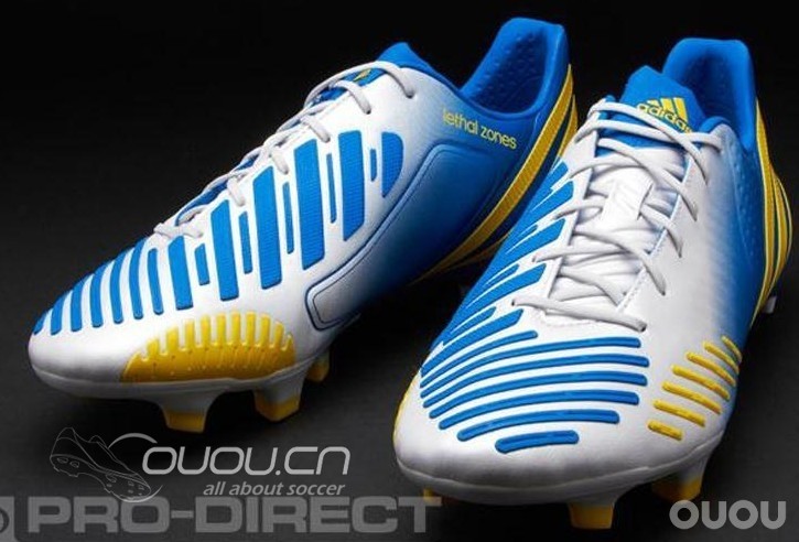 上周各大联赛普遍穿着的猎鹰12新配色,准备购入!