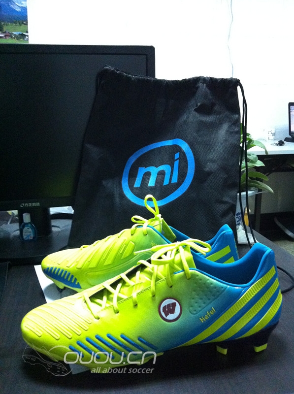 期待已久的"mi adidas”终于到手了