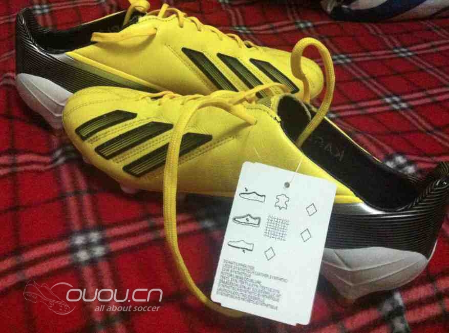 adidas  F50   大黄蜂皮版混钉 估计是梅西上脚的版本 波尔蒂王子进球了