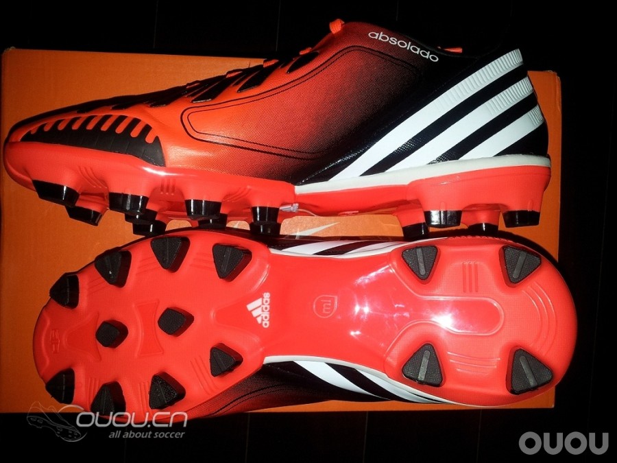 新入中端猎12 HG 红黑