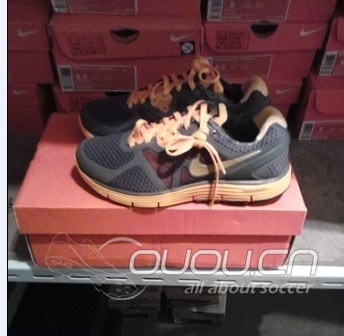 昨天15号自己店铺5折扫的货