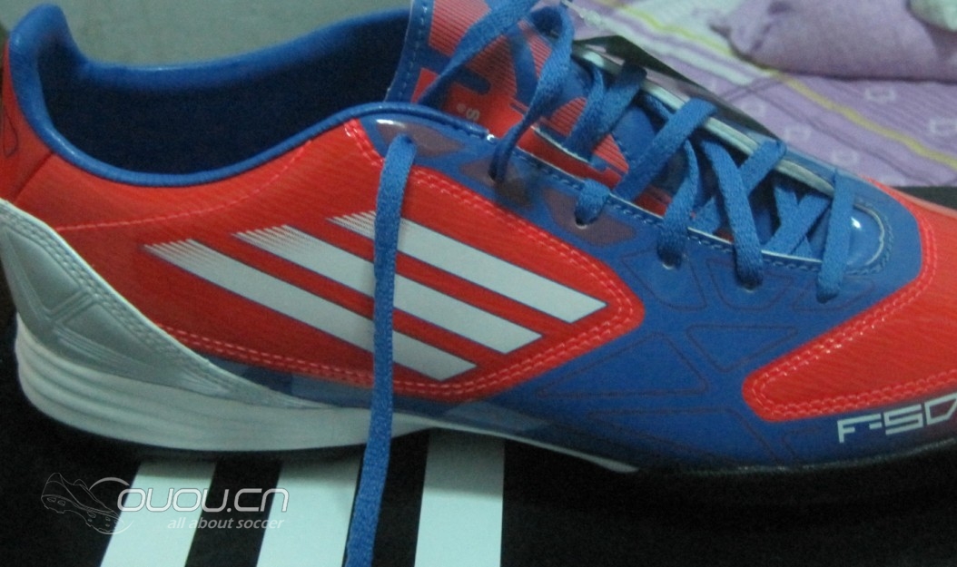 优购买的两双鞋~求真伪~感谢大虾辨别下~