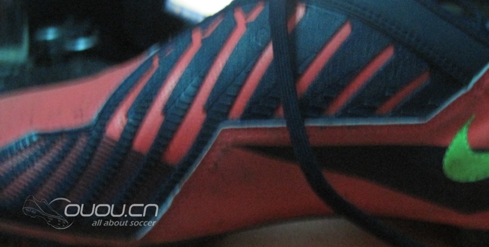 优购买的两双鞋~求真伪~感谢大虾辨别下~