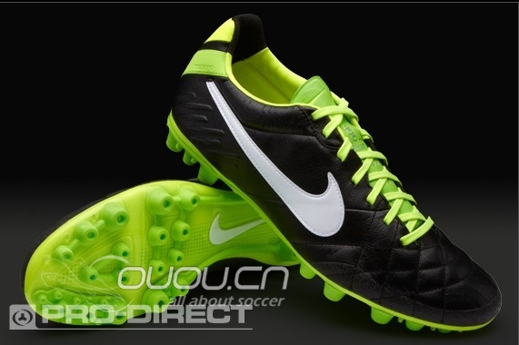 传奇4已经有顶级AG了,可惜是黑色的,不知道啥时候能出白色的