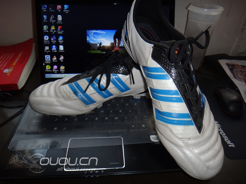 大四学生党仅有的两双球鞋