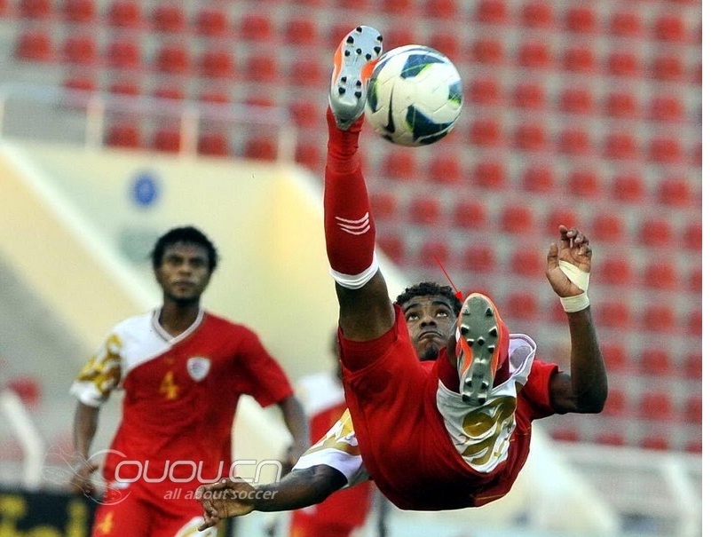 阿曼国足F50断钉