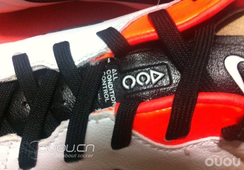 最近疯狂迷恋袋鼠皮、触感系。